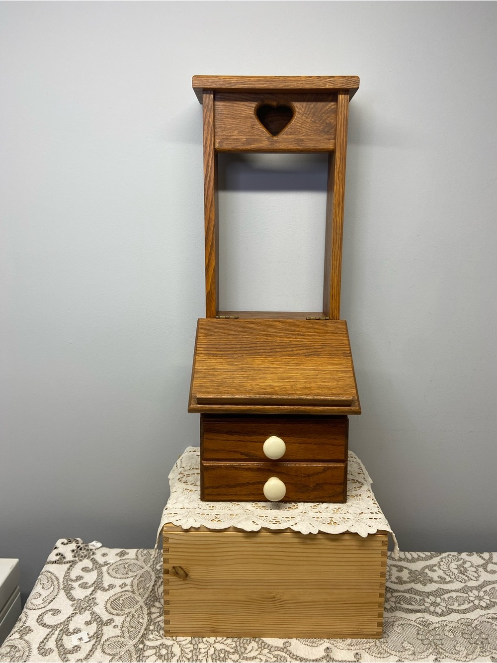 Vintage Country-style Wooden Wall-mounted Telephone Station-Solid Oak